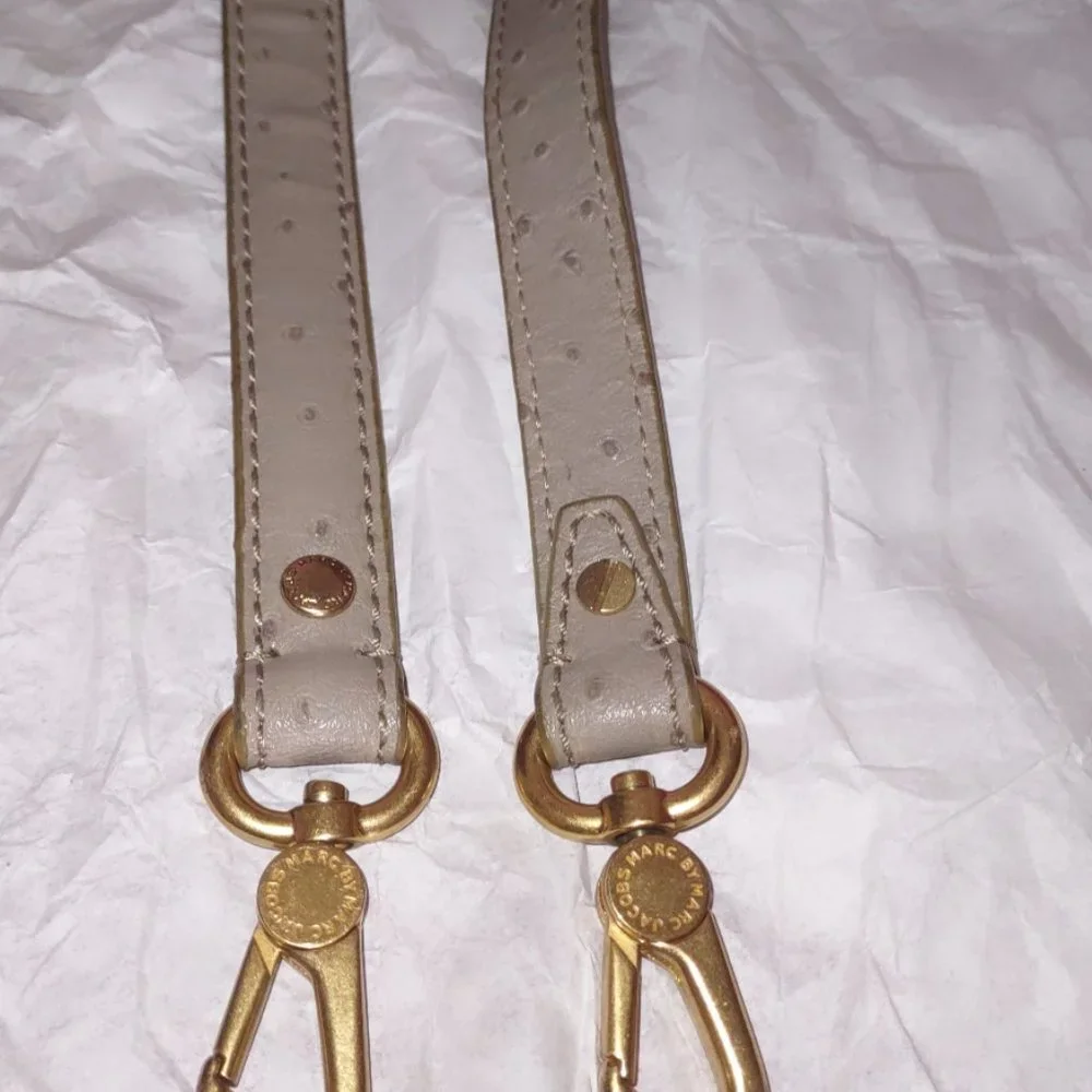 Marc Jacobs Adjustable Strap - Picture 7 of 10